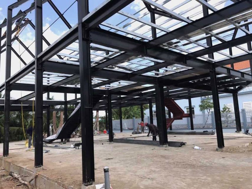 Dich-vu-lam-nha-xuong-nha-kho-bang-khung-thep-tien-che